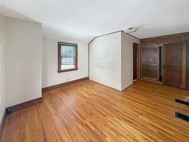 $86,900 | 727 East Garden Street, Freeport, IL 61032