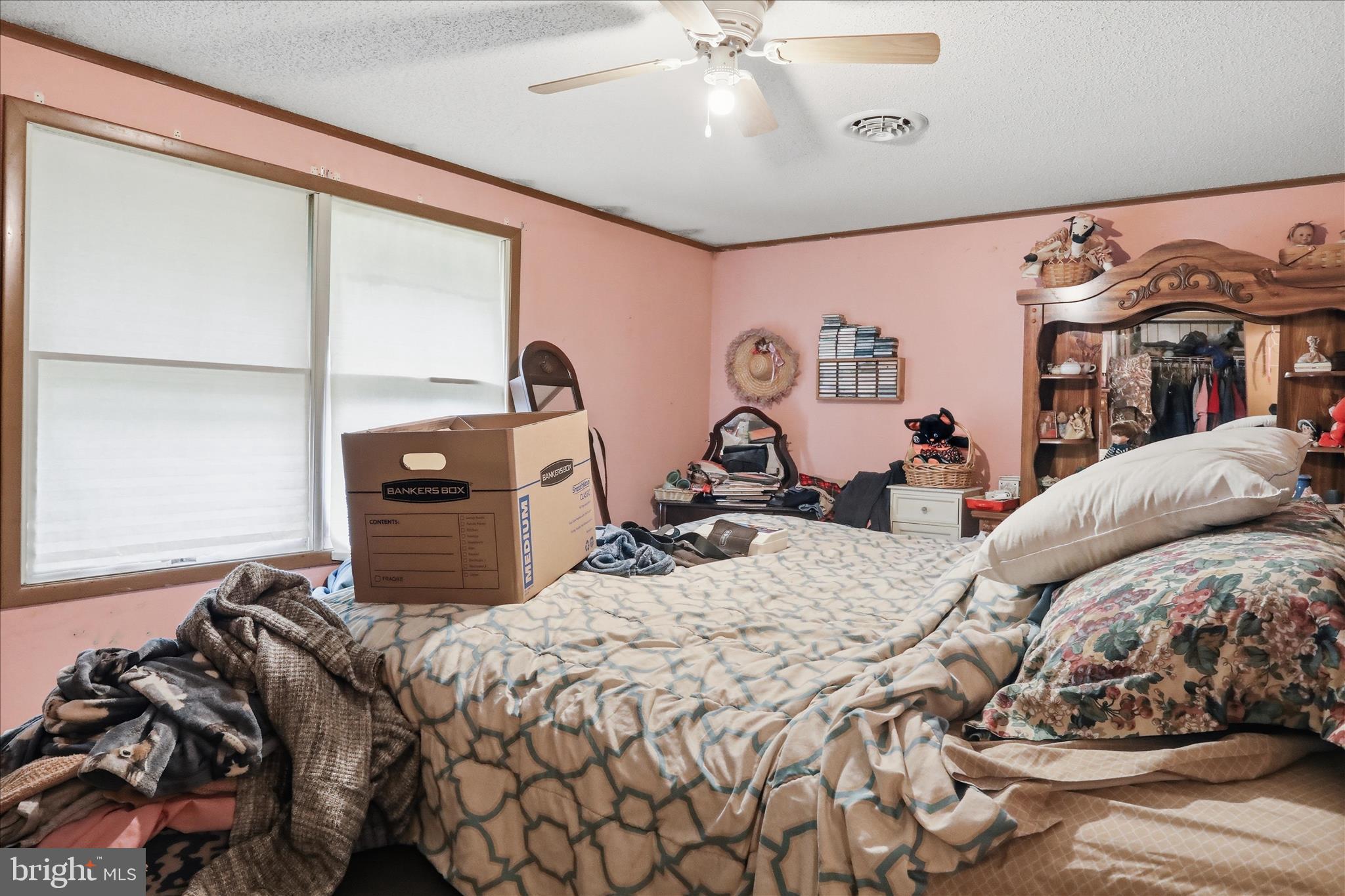 2529 Chestnut Grove Road Sharpsburg, MD 21782 - Photo 12 of 52 Bedroom