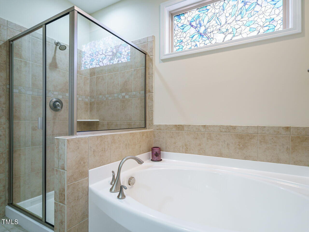 1548 Crafton Way Raleigh, NC 27607 - Photo 21 of 30 Primary Suite
