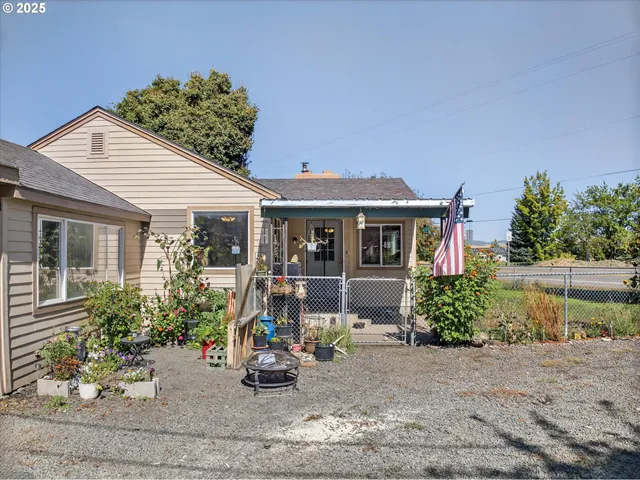 $389,000 | 109 Highway 82, Lostine, OR 97857