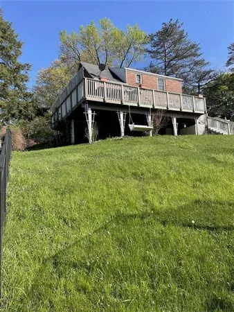 $2,775 | 168 Highview Drive, Upper St. Clair, PA 15241
