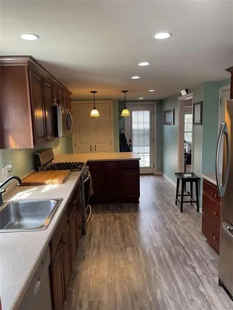 $2,775 | 168 Highview Drive, Upper St. Clair, PA 15241