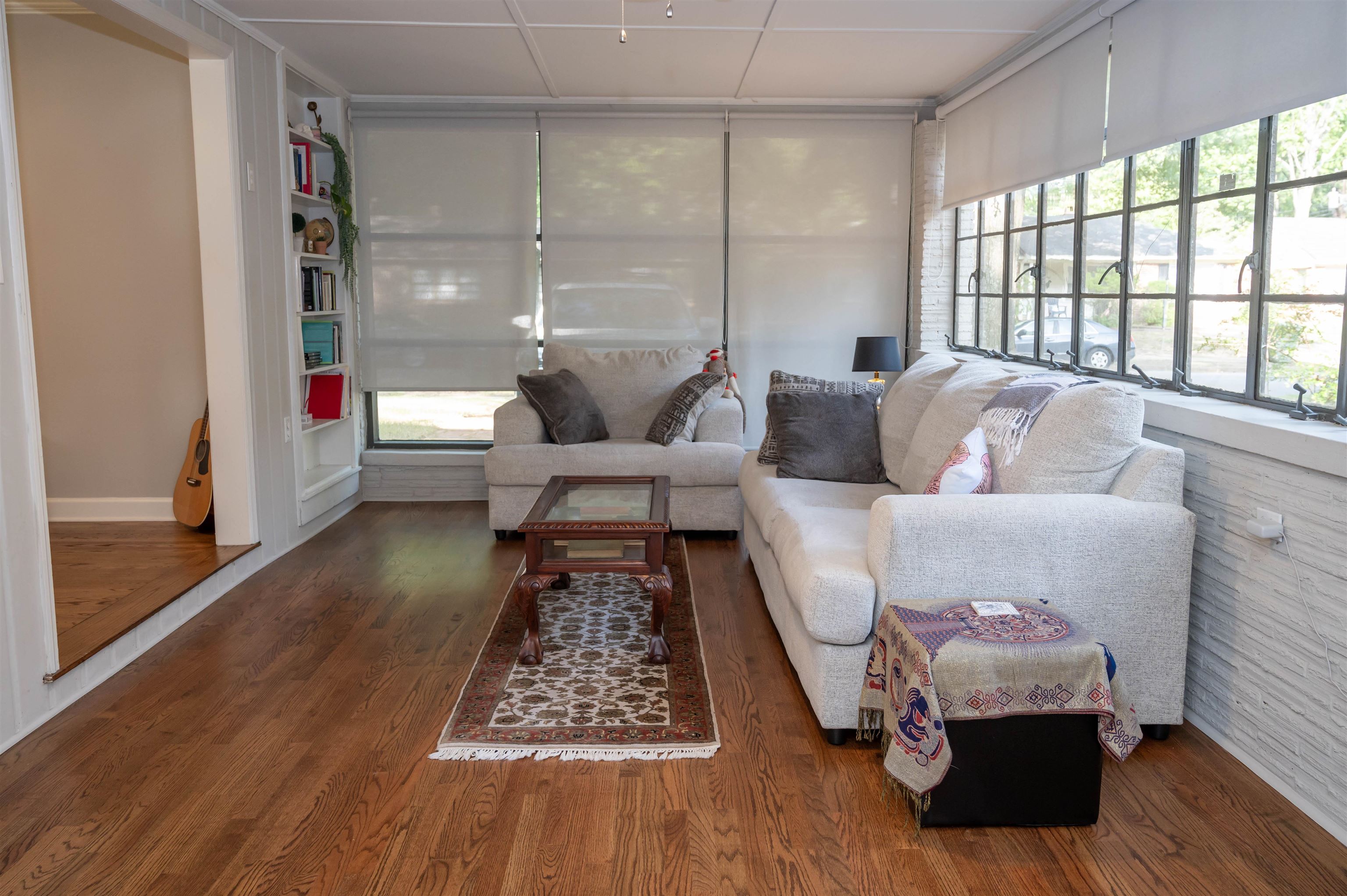 1194 Perkins Terrace Memphis, TN 38117 - Photo 7 of 29 Living room with dark hardwood / wood-style flooring