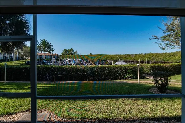 $334,500 | 194 Newport Drive, Unit 903, Naples, FL 34114