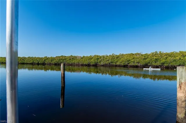 $334,500 | 194 Newport Drive, Unit 903, Naples, FL 34114