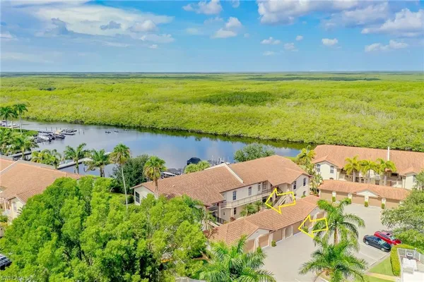 $329,000 | 194 Newport Drive, Unit 903, Naples, FL 34114