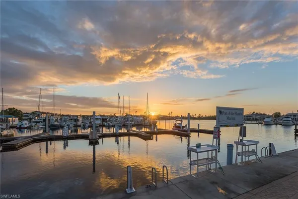 $329,000 | 194 Newport Drive, Unit 903, Naples, FL 34114