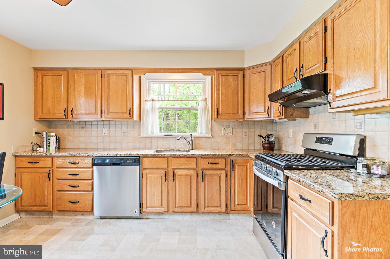 451 Burning Tree Road Cherry Hill, NJ 08034 - Photo 20 of 44