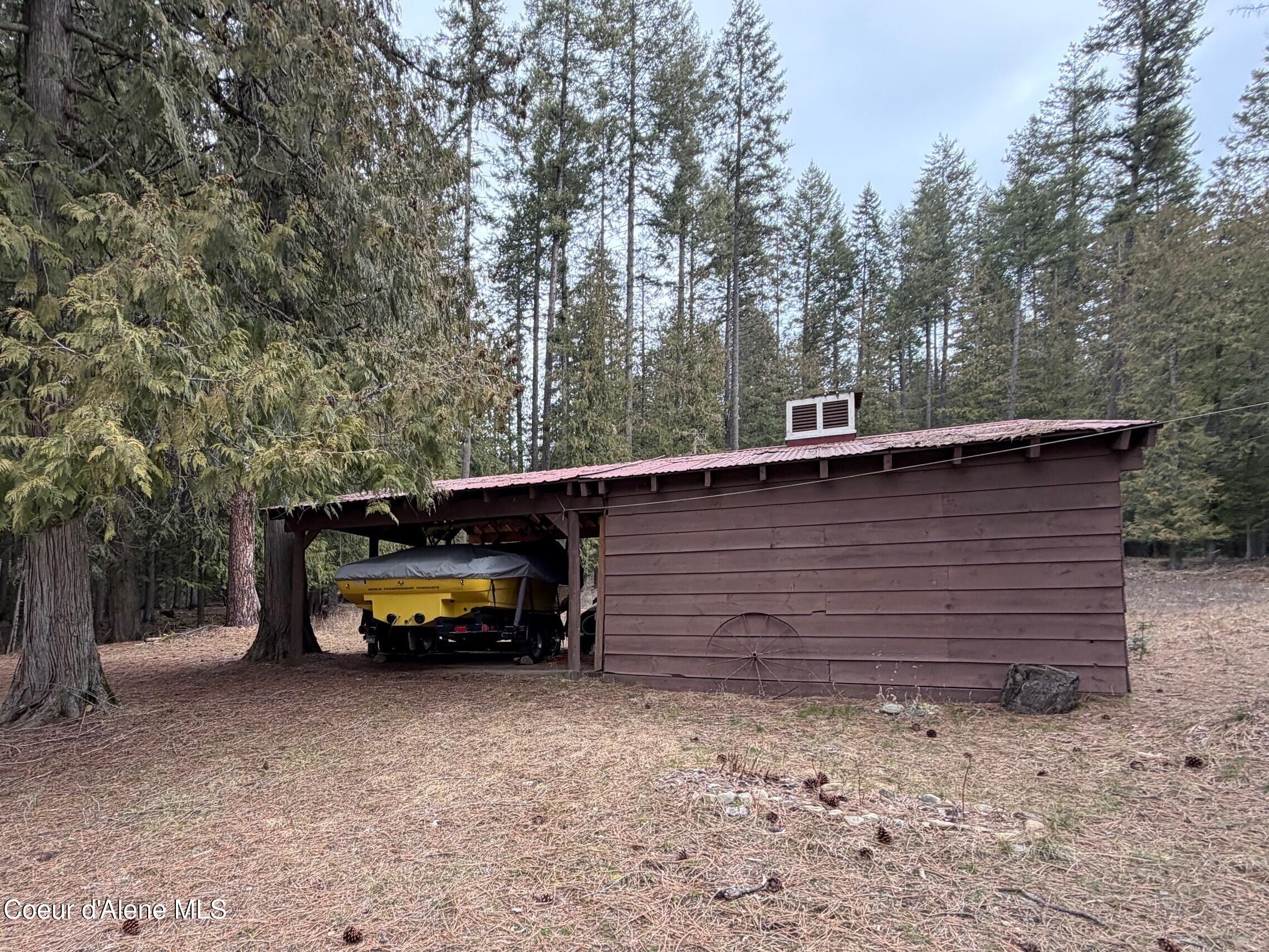 965 Denton Road Hope, ID 83836 - Photo 32 of 55 Barn 2