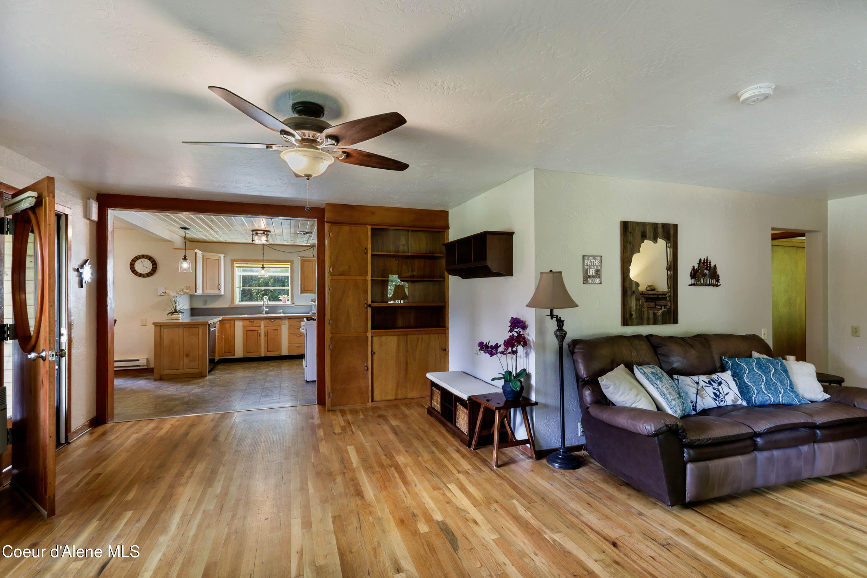 965 Denton Road Hope, ID 83836 - Photo 8 of 55 Living to Kitchen