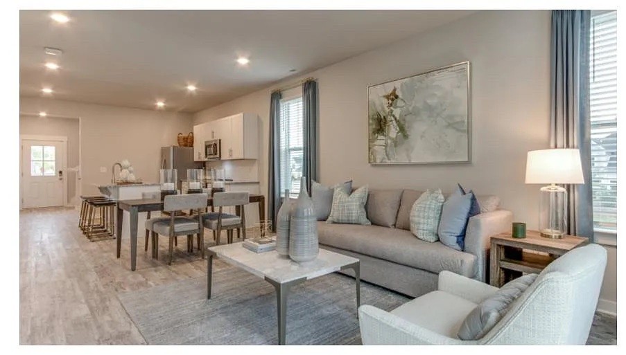 358 Casper Drive Spring Hill, TN 37174 - Photo 2 of 19