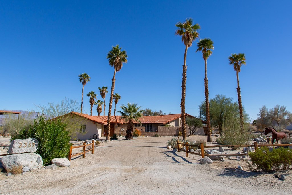 2389 Hoberg Road Borrego Springs Ca 92004 Compass