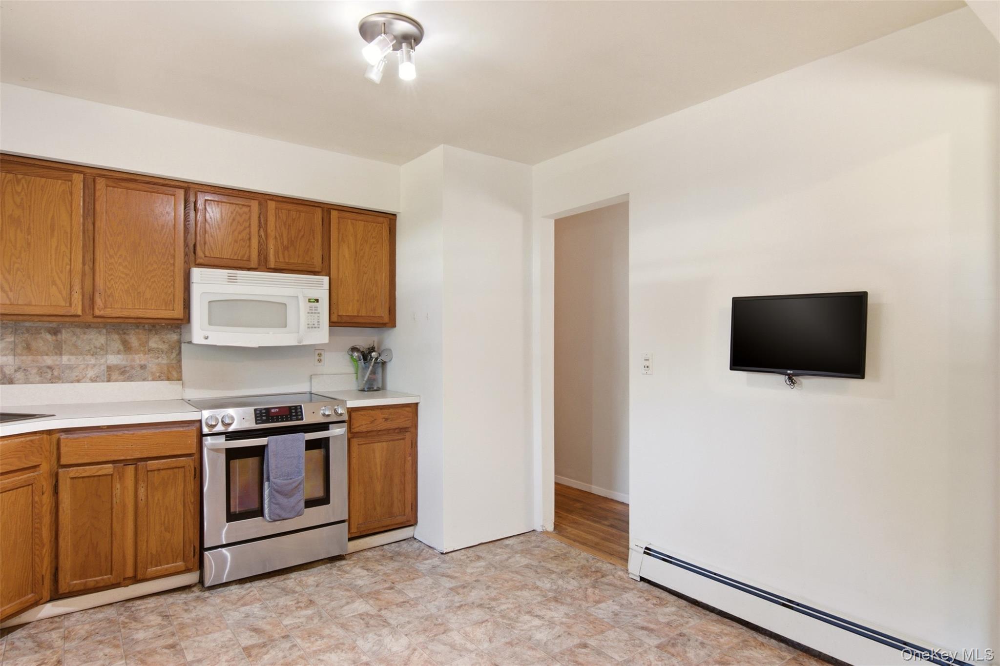159 Canal Road Port Jefferson Station, NY 11776 - Photo 9 of 26