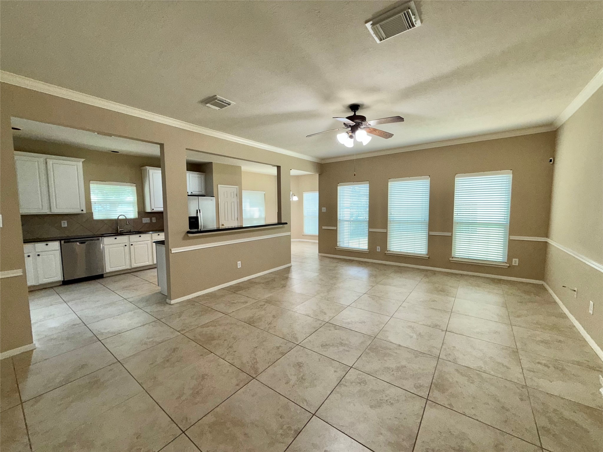 14009 Hollow Canyon Lane Rosharon, TX 77583 - Photo 5 of 19