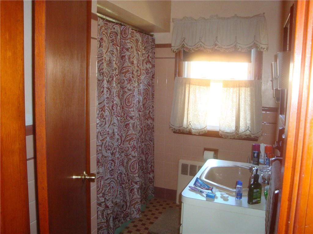 368 Market Street Warren, RI 02885 - Photo 9 of 15 Gallery Image 9