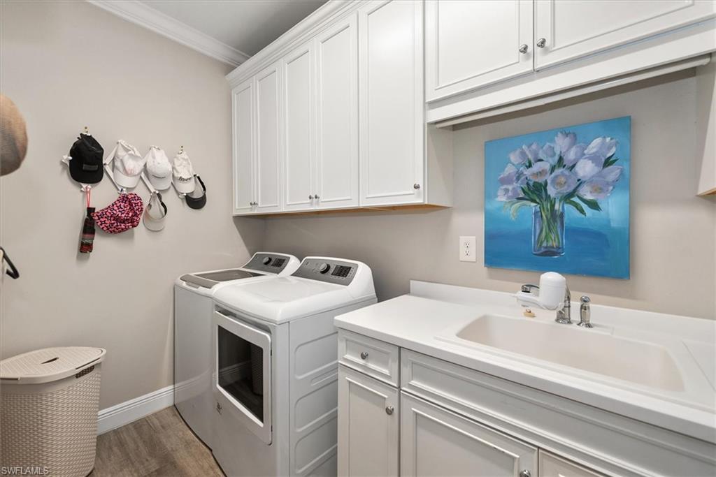 2302 Marquesa Circle Naples, FL 34112 - Photo 23 of 47