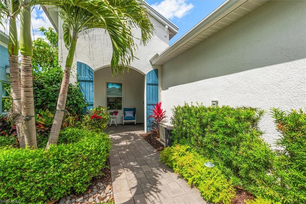 2302 Marquesa Circle Naples, FL 34112 - Photo 3 of 47