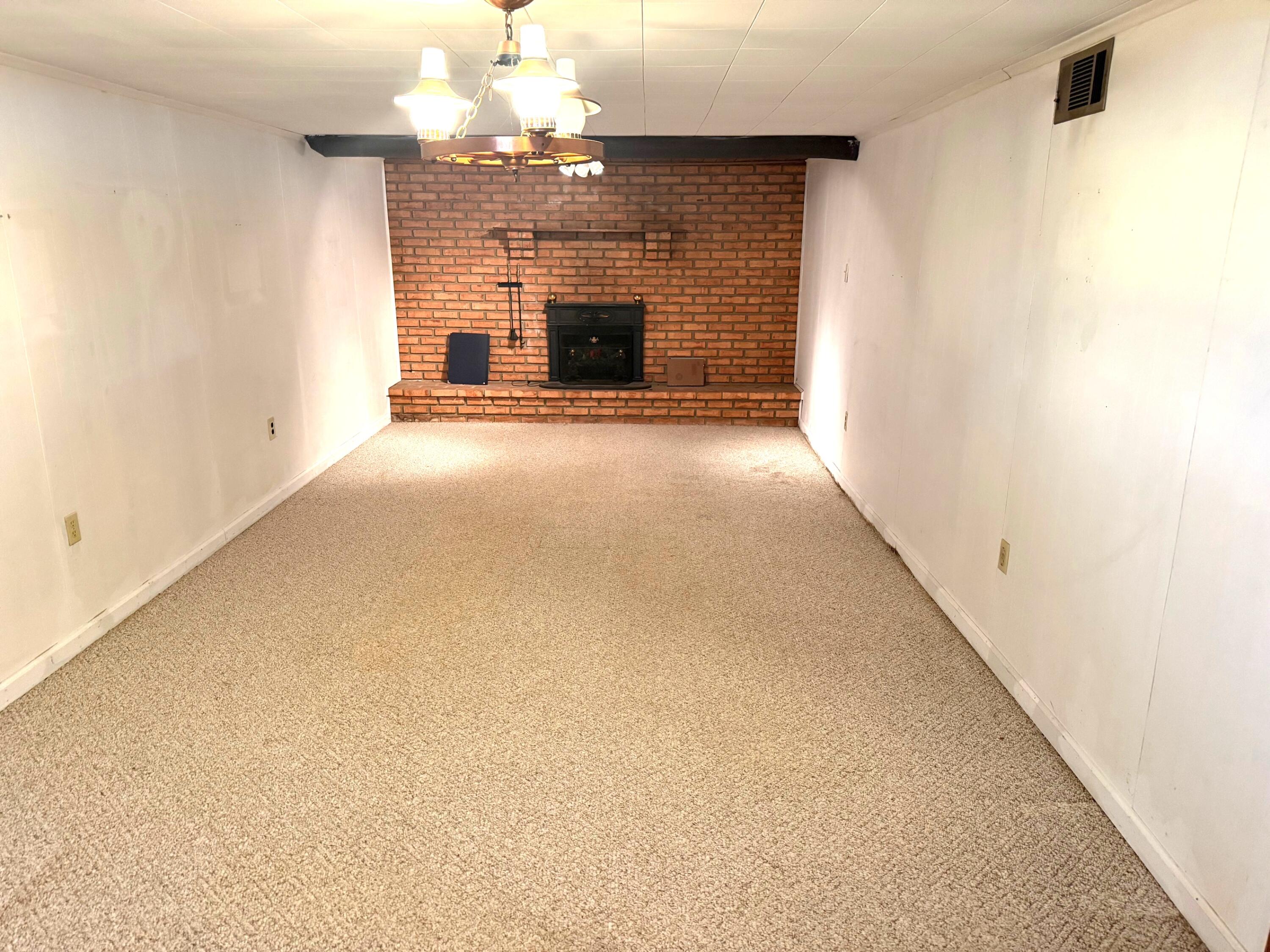 1927 Kiska Road Salem, VA 24153 - Photo 13 of 19 IMG_8821