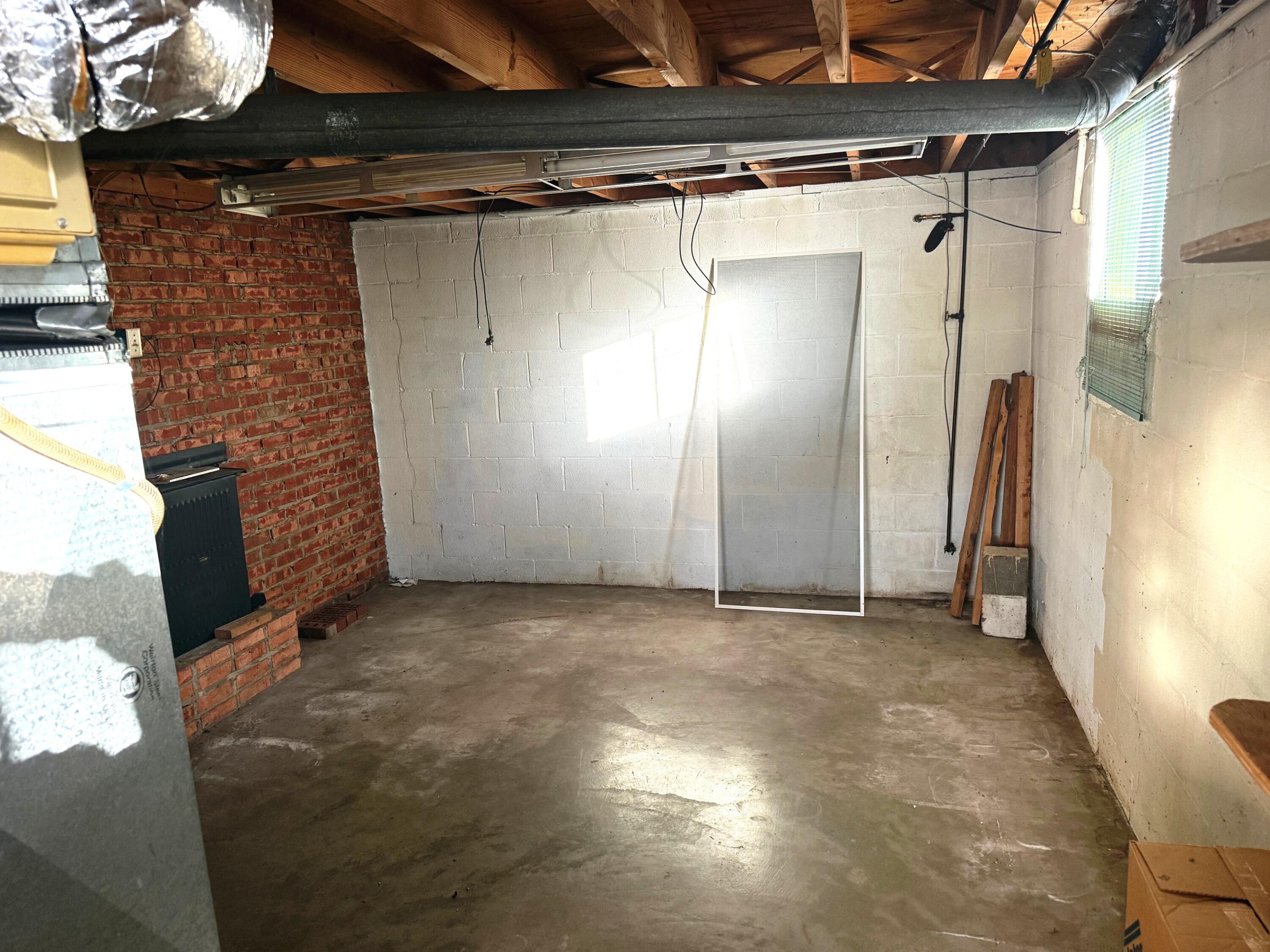 1927 Kiska Road Salem, VA 24153 - Photo 16 of 19 IMG_8825