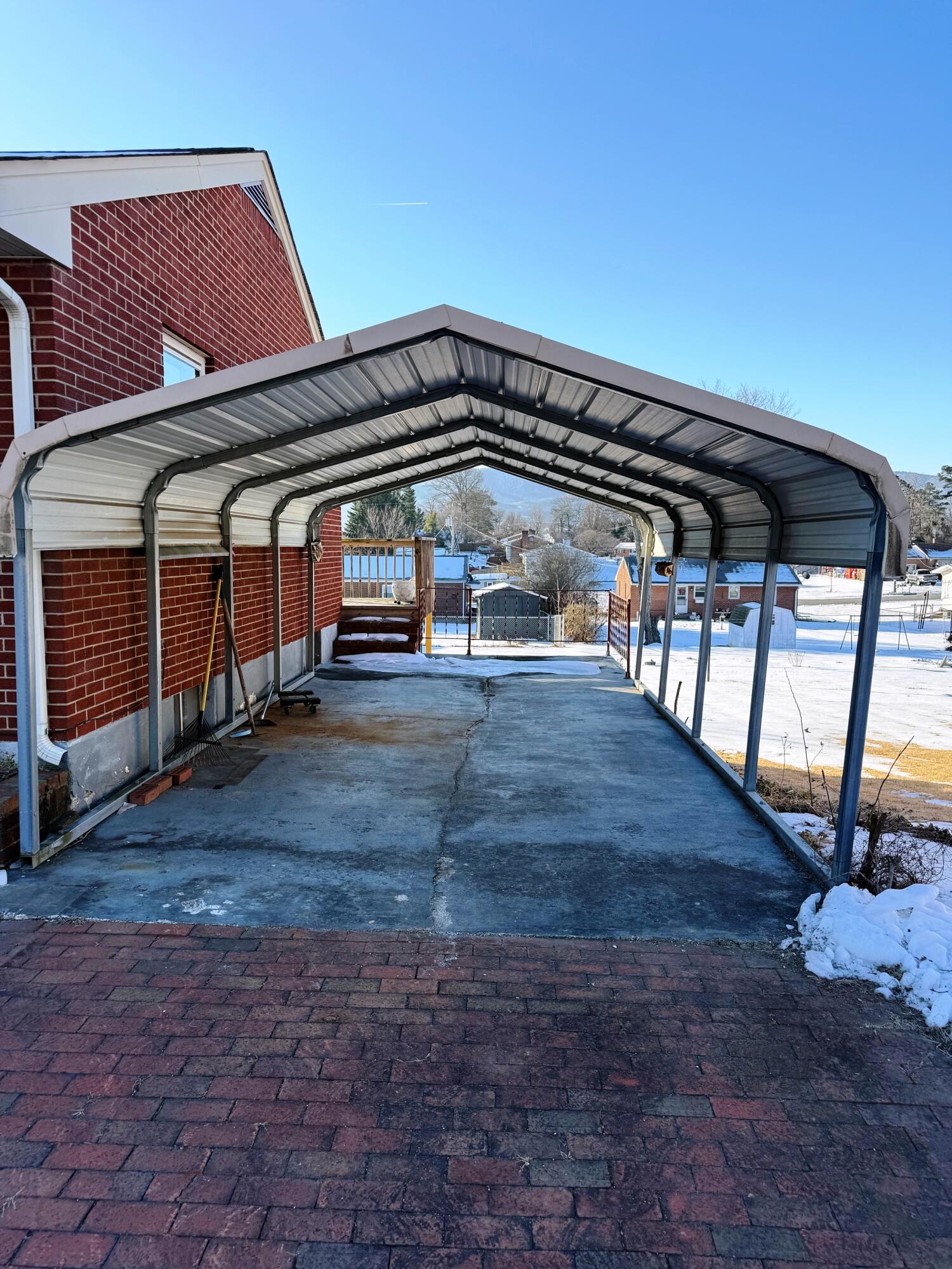 1927 Kiska Road Salem, VA 24153 - Photo 18 of 19 IMG_8827