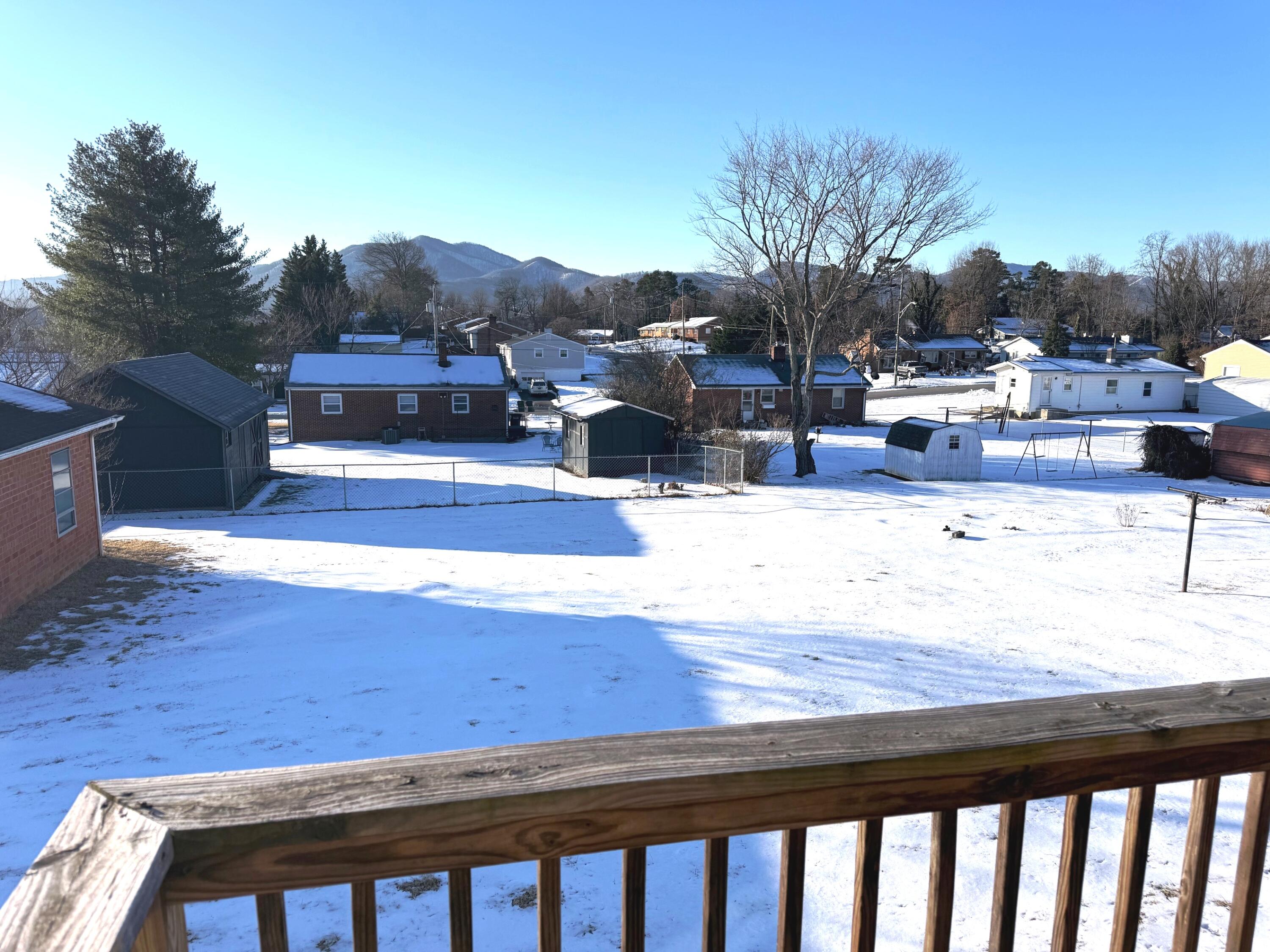 1927 Kiska Road Salem, VA 24153 - Photo 9 of 19 IMG_8817