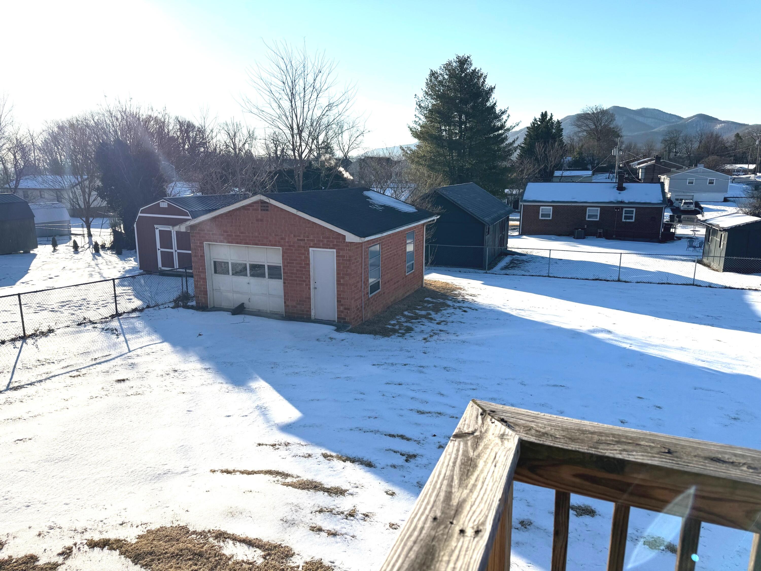 1927 Kiska Road Salem, VA 24153 - Photo 10 of 19 IMG_8818