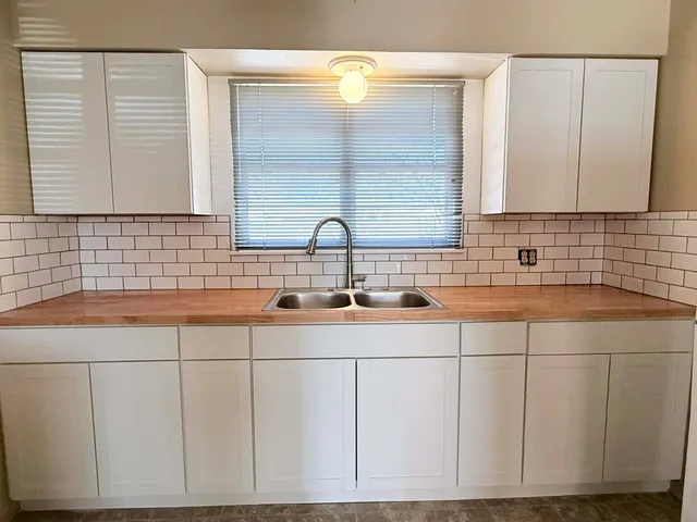 $125,000 | 1706 W Avenue East, Muleshoe, TX 79347