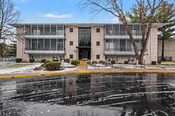 $69,000 | 5905 West Michigan Avenue, Unit C3, Saginaw, MI 48638