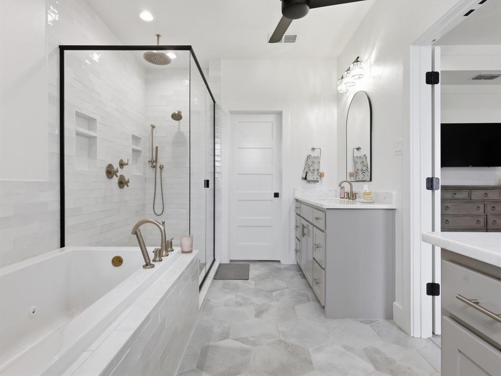 790 Sharla Smelley Road Weatherford, TX 76088 - Photo 26 of 40