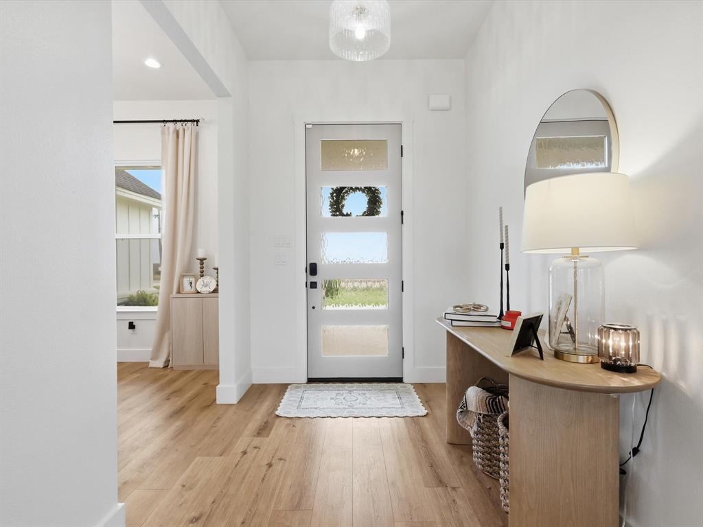 790 Sharla Smelley Road Weatherford, TX 76088 - Photo 5 of 40