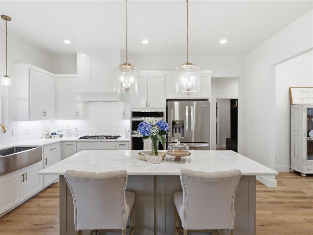 790 Sharla Smelley Road Weatherford, TX 76088 - Photo 7 of 40