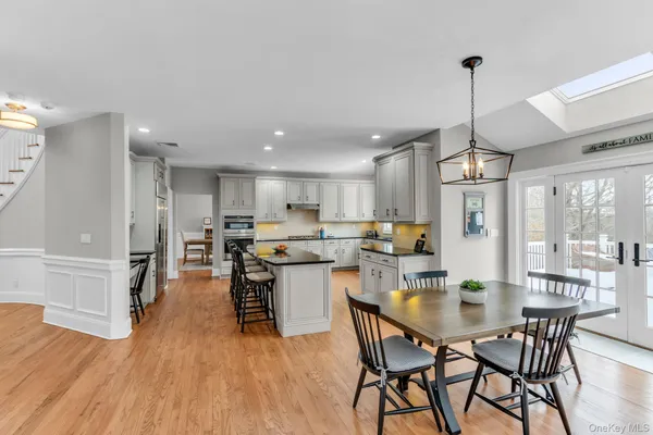 $1,575,000 | 19 Sassinoro Boulevard, Cortlandt Manor, NY 10567