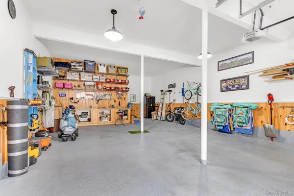 $1,575,000 | 19 Sassinoro Boulevard, Cortlandt Manor, NY 10567