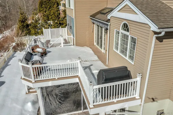 $1,575,000 | 19 Sassinoro Boulevard, Cortlandt Manor, NY 10567