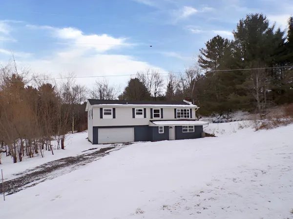 $260,000 | 180 Swift Road, Binghamton, NY 13905