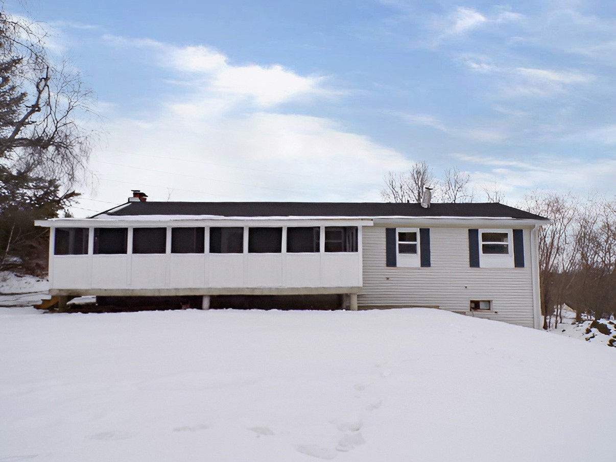 180 Swift Road Binghamton, NY 13905 - Photo 5 of 26