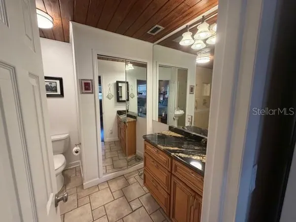 $899,000 | 23404 Hobdy Road, Sorrento, FL 32776