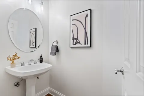 $975,000 | 2043 North Bissell Street, Unit 1, Chicago, IL 60614