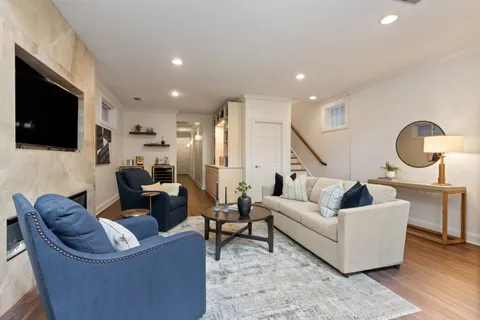 $975,000 | 2043 North Bissell Street, Unit 1, Chicago, IL 60614