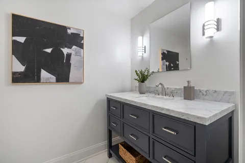 $975,000 | 2043 North Bissell Street, Unit 1, Chicago, IL 60614