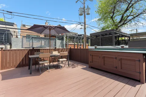 $975,000 | 2043 North Bissell Street, Unit 1, Chicago, IL 60614