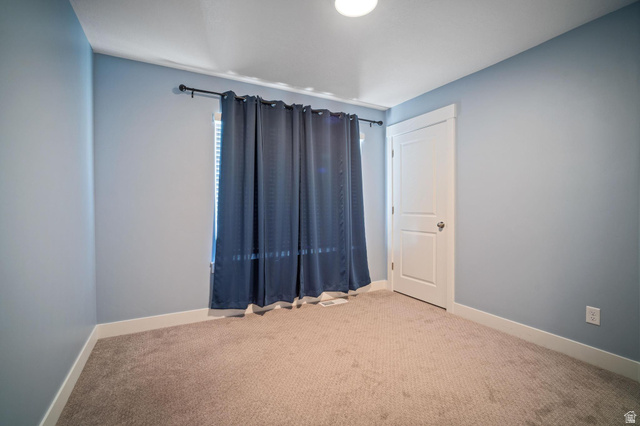1635 East Indigo Loop Layton, UT 84040 - Photo 12 of 19