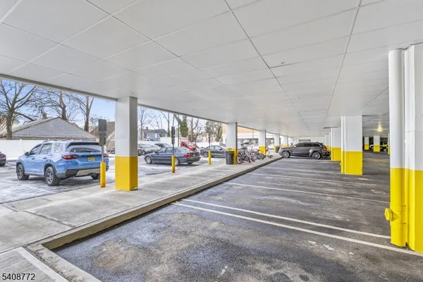 $2,100 | 321 East 3rd Street, Unit 415, Plainfield, NJ 07060