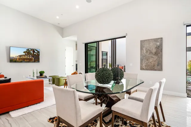 $1,395,000 | 151 Holliday Way, Palm Springs, CA 92262