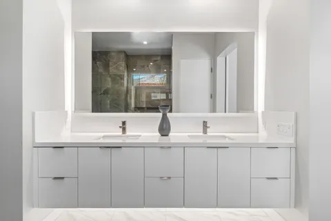 $1,395,000 | 151 Holliday Way, Palm Springs, CA 92262