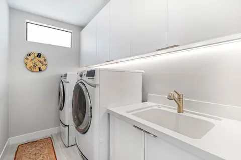 $1,395,000 | 151 Holliday Way, Palm Springs, CA 92262