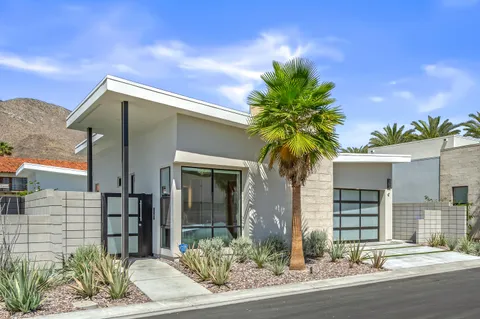 $1,395,000 | 151 Holliday Way, Palm Springs, CA 92262