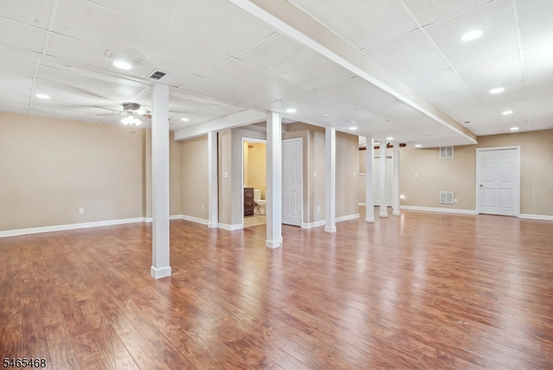 13 Saddle Ridge Road Sparta, NJ 07871 - Photo 29 of 47 Gallery Image 29