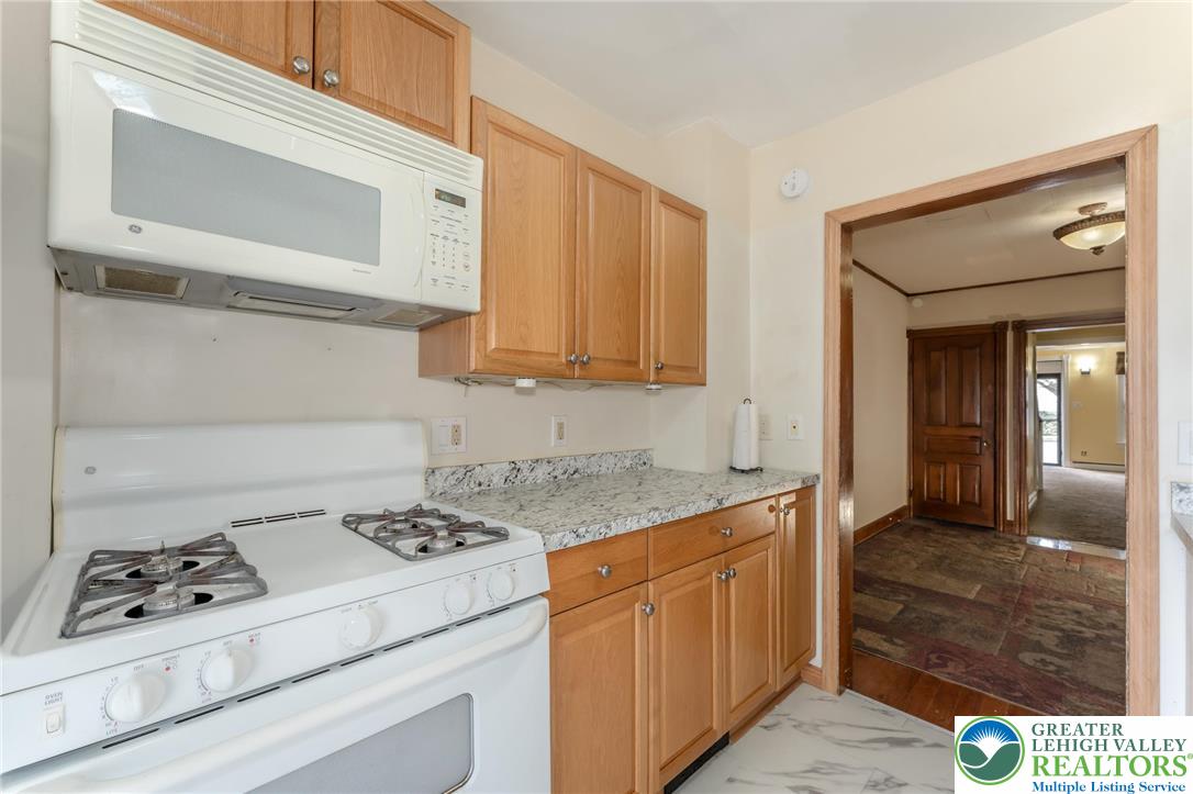 520 Maple Street Bethlehem, PA 18018 - Photo 17 of 53 Gallery Image 17