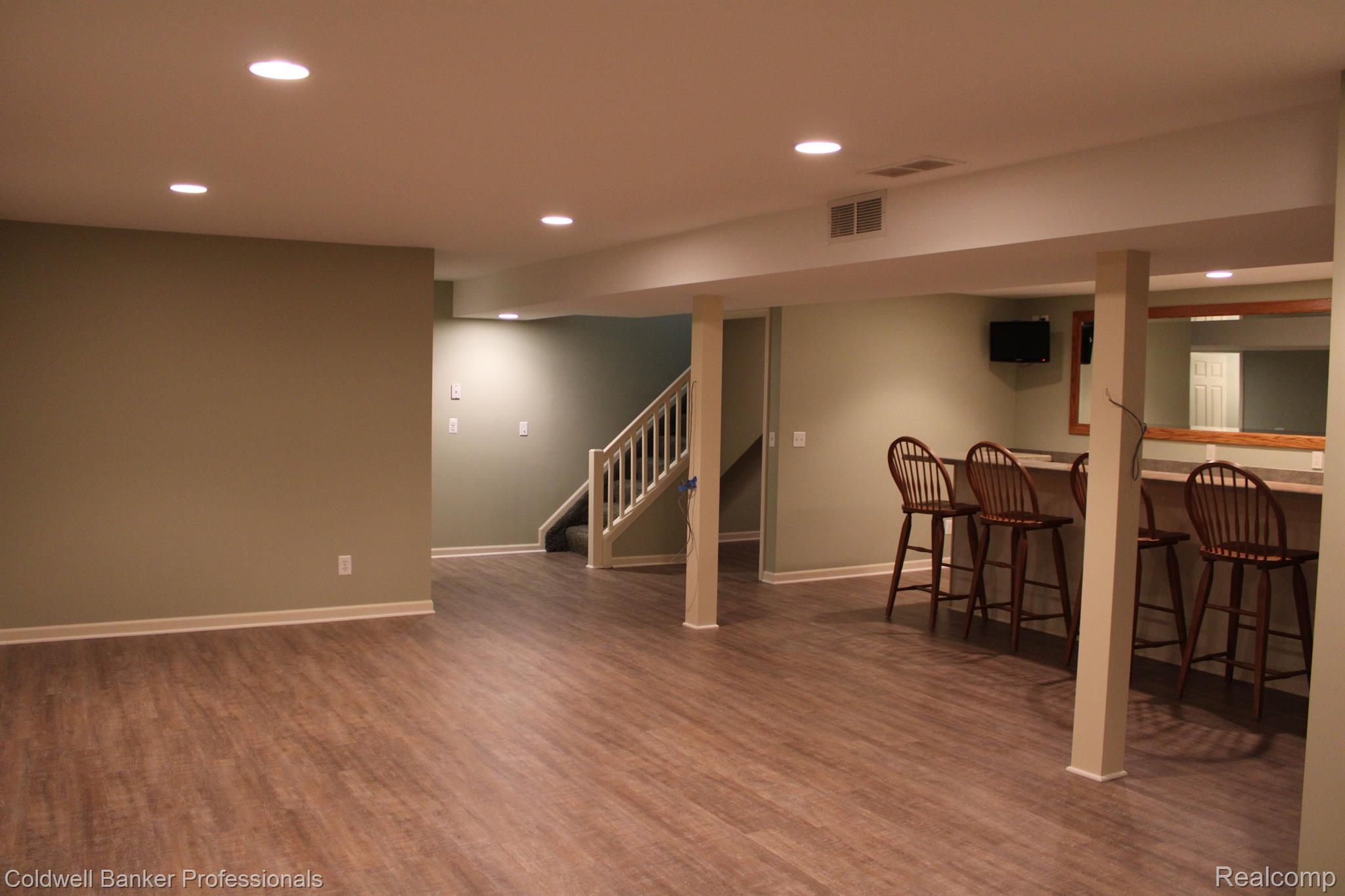 3460 Woodcrest Road Rochester, MI 48309 - Photo 18 of 22 Gallery Image 18
